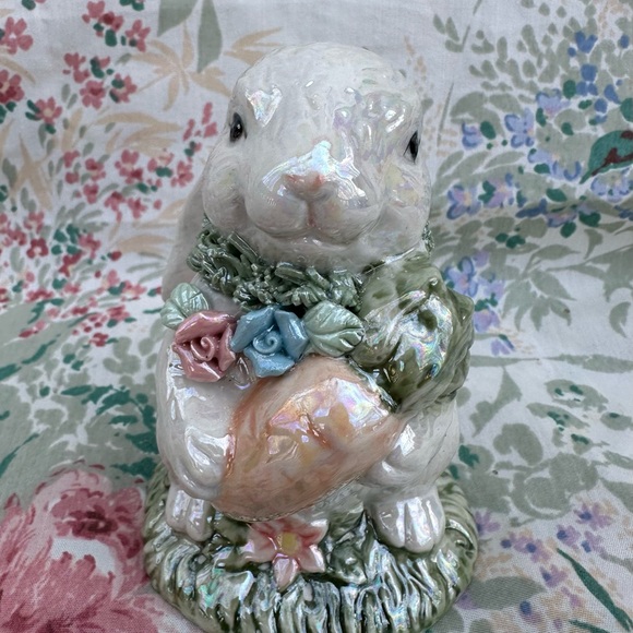 Two Lustreware Bunny Rabbits - Picture 6 of 11
